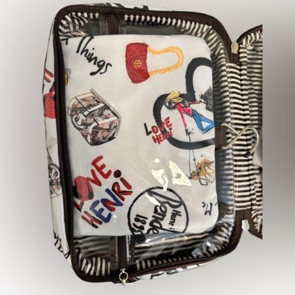Henri Bendel Weekend Hanging Travel Toiletry Bag - Picture 4 of 6